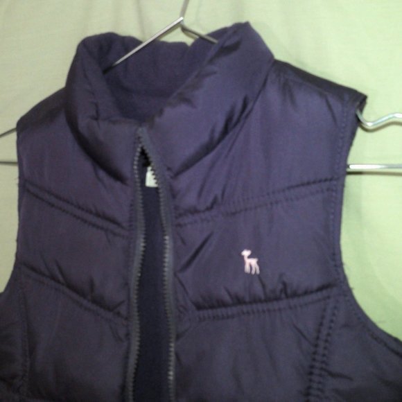 Old Navy Vest Jacket - Picture 2 of 5